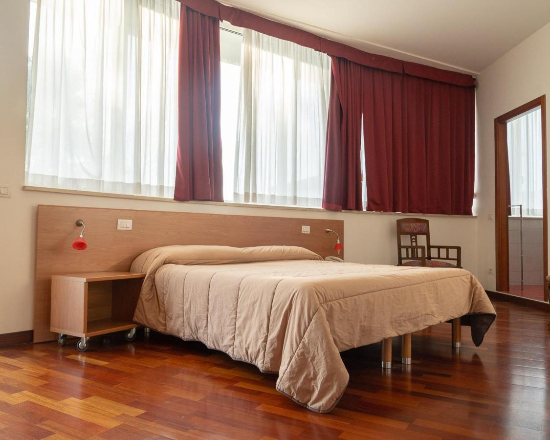 Hotel All'Oasi Paese Exterior photo